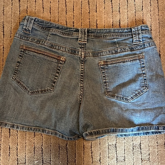Vintage faded glory stretch high rise jean shorts - Picture 3 of 3